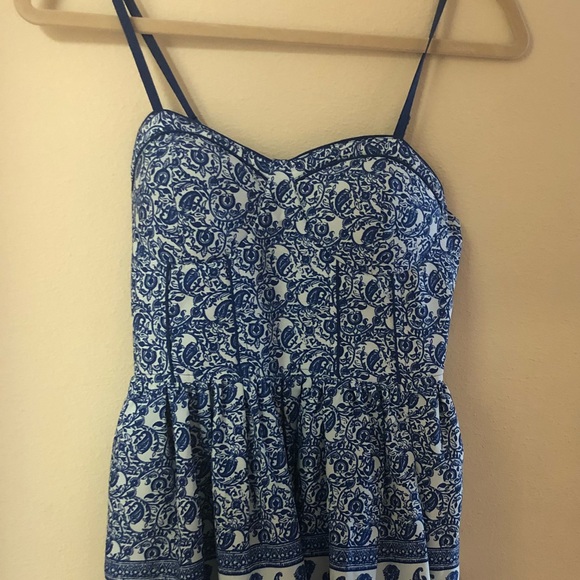 Band of Gypsies Zoe Blue and white Paisley Dress - Picture 3 of 6